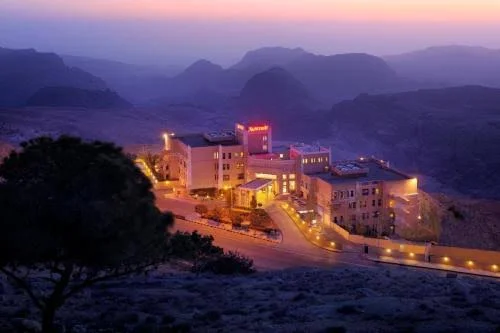 فنادق البتراء الاردن