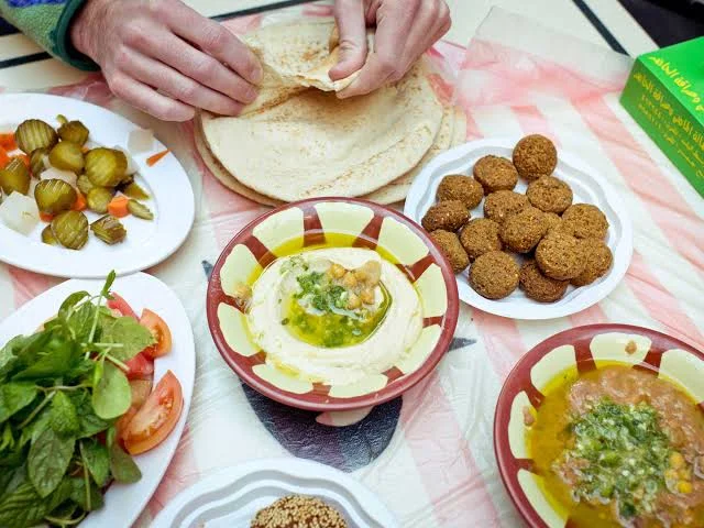 مطعم هاشم وسط البلد