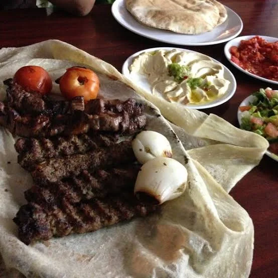 مطعم السروات السابع