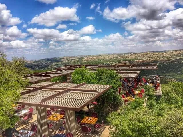 مطعم البلوط عجلون