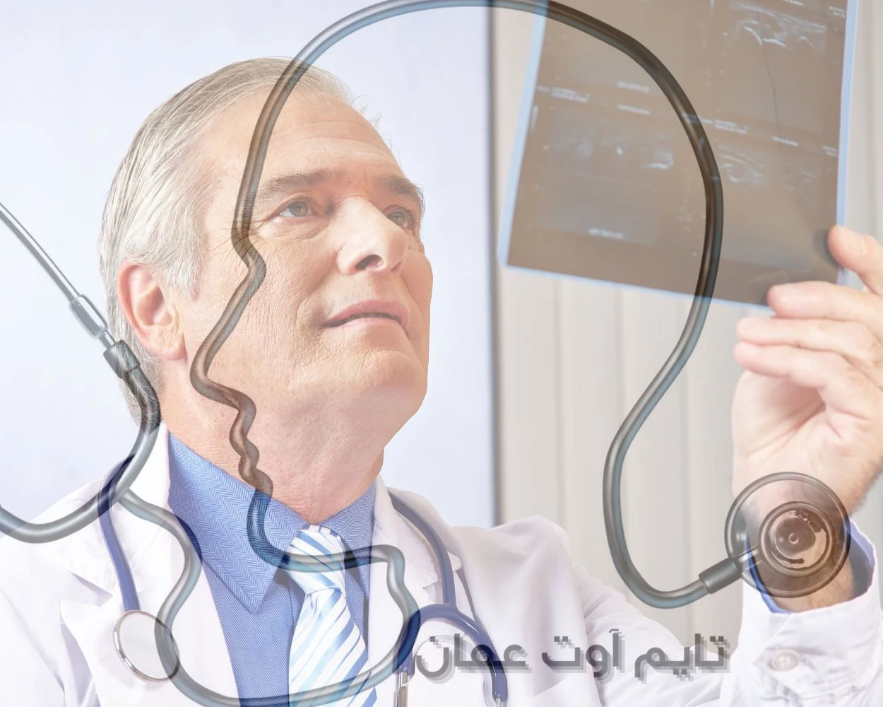 الدكتور سميح العقاد
