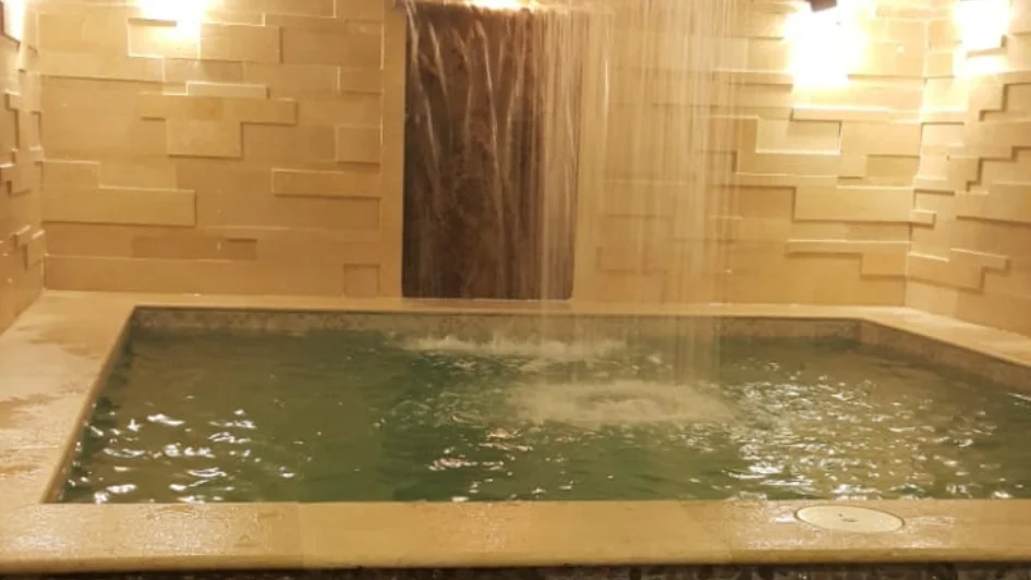 حمام الجامعة التركي